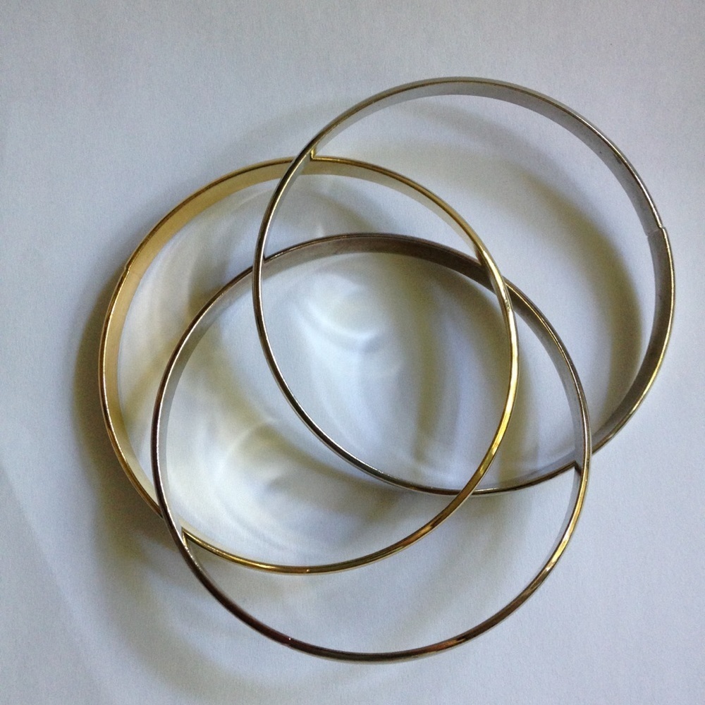 Linked Bangles - Picture 5 of 7